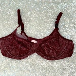 VICTORIA SECRET unlined Demi Bra